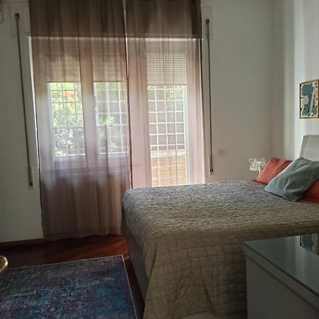 Casa Flora Appartamento Con Giardino Fiumicino Bagian luar foto